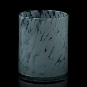 Vase cylindrique grand modèle en verre soufflé opaline blanche