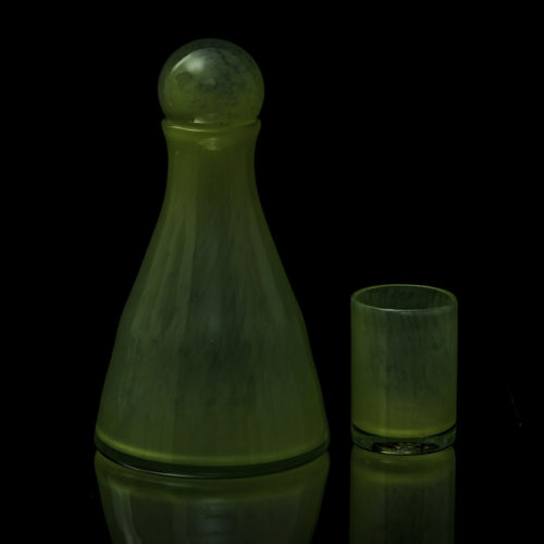 Service carafe + bouchon + 6 verres plats vert opaque